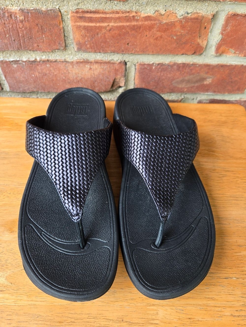 FitFlop Leather Sandals Flip Flops Black Slip ons womans 11